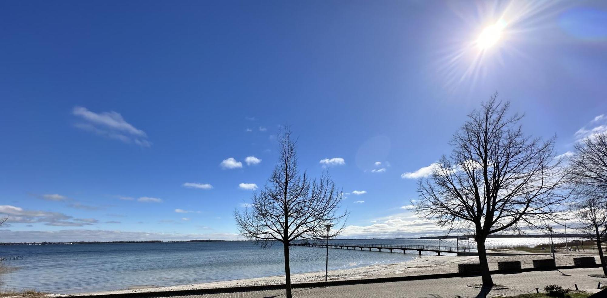 App 8O Grosser Tag Am Meer Mit Wasserblick Дранске Екстериор снимка