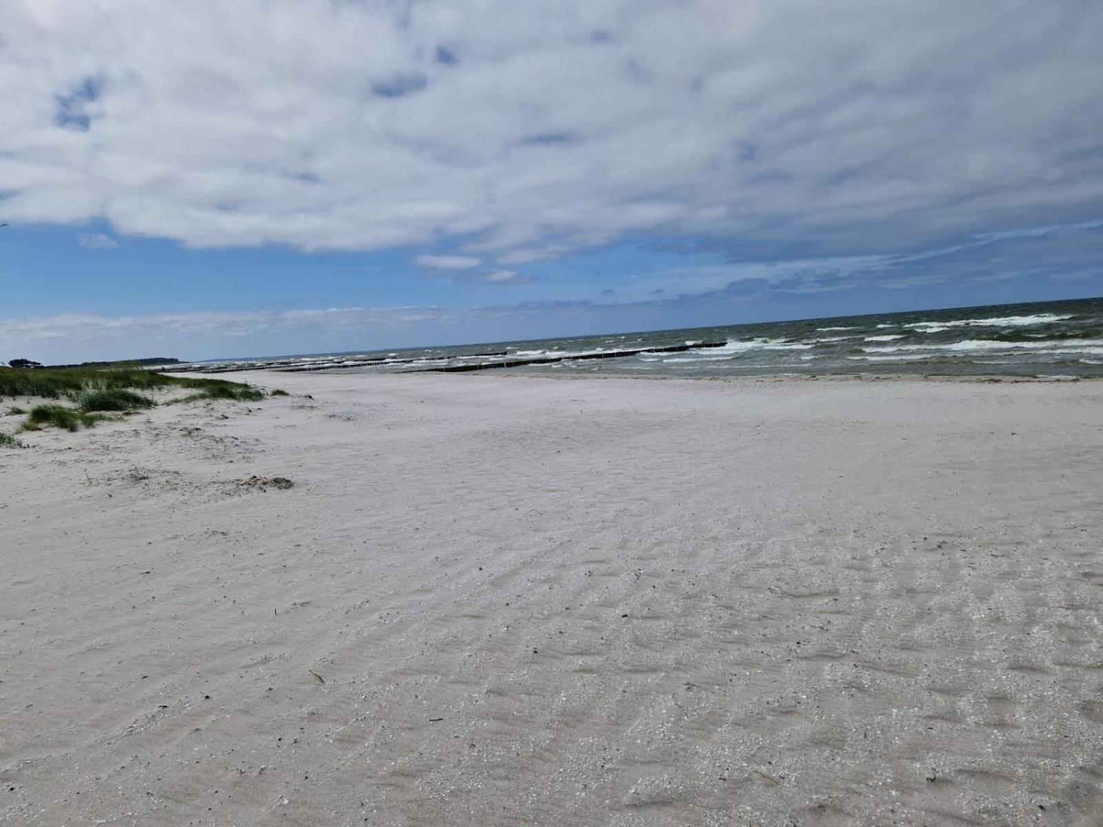 App 8O Grosser Tag Am Meer Mit Wasserblick Дранске Екстериор снимка
