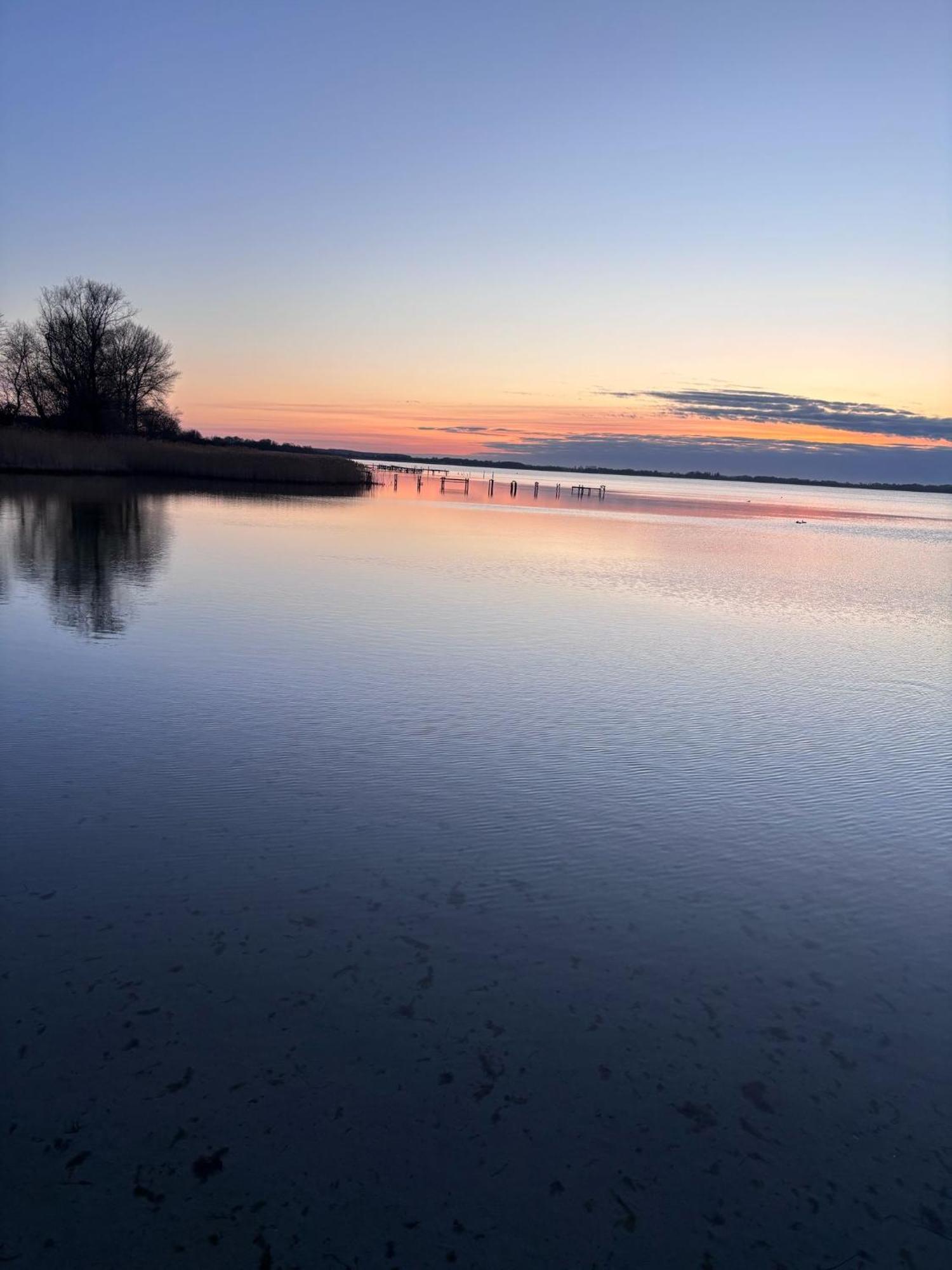 App 8O Grosser Tag Am Meer Mit Wasserblick Дранске Екстериор снимка