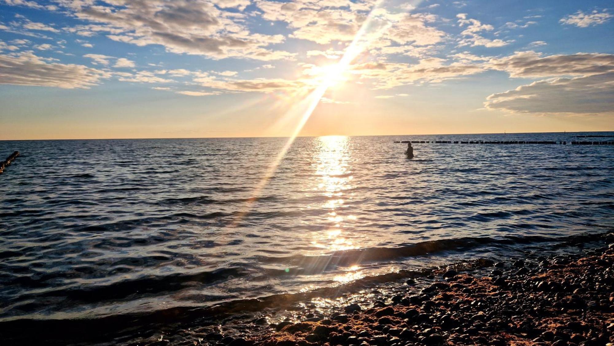App 8O Grosser Tag Am Meer Mit Wasserblick Дранске Екстериор снимка